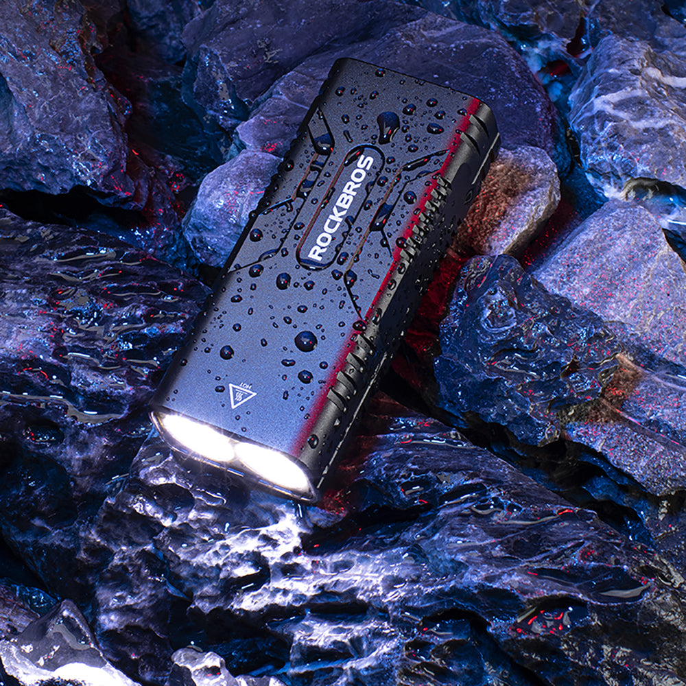 Ilumina e Carrega – Luz Frontal Rockbros 850 Lumens + Powerbank