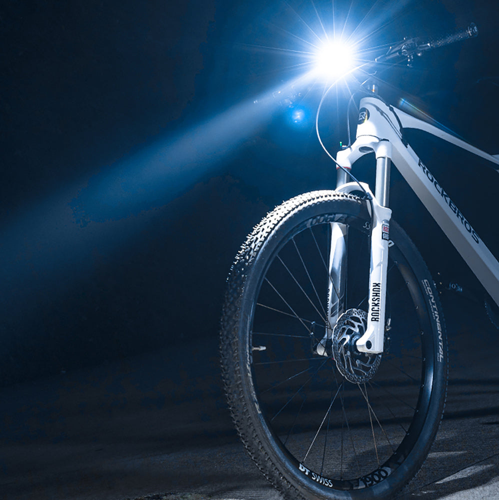 Sempre Iluminado – Luz Frontal Rockbros 400 Lumens IPX3